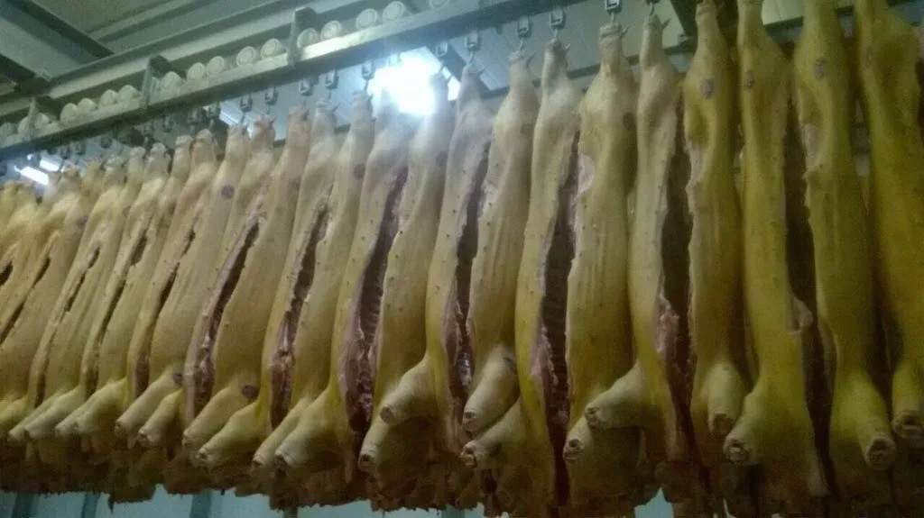 фотография продукта Свинина в п/тушах от производителя.