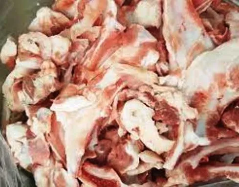 фотография продукта Щековина  свиная без шкуры 50/50 мор.