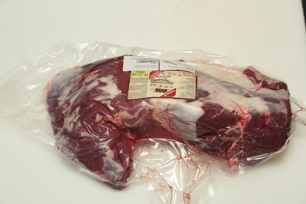 фотография продукта Мясо говядины, без кости, вакуум, халал