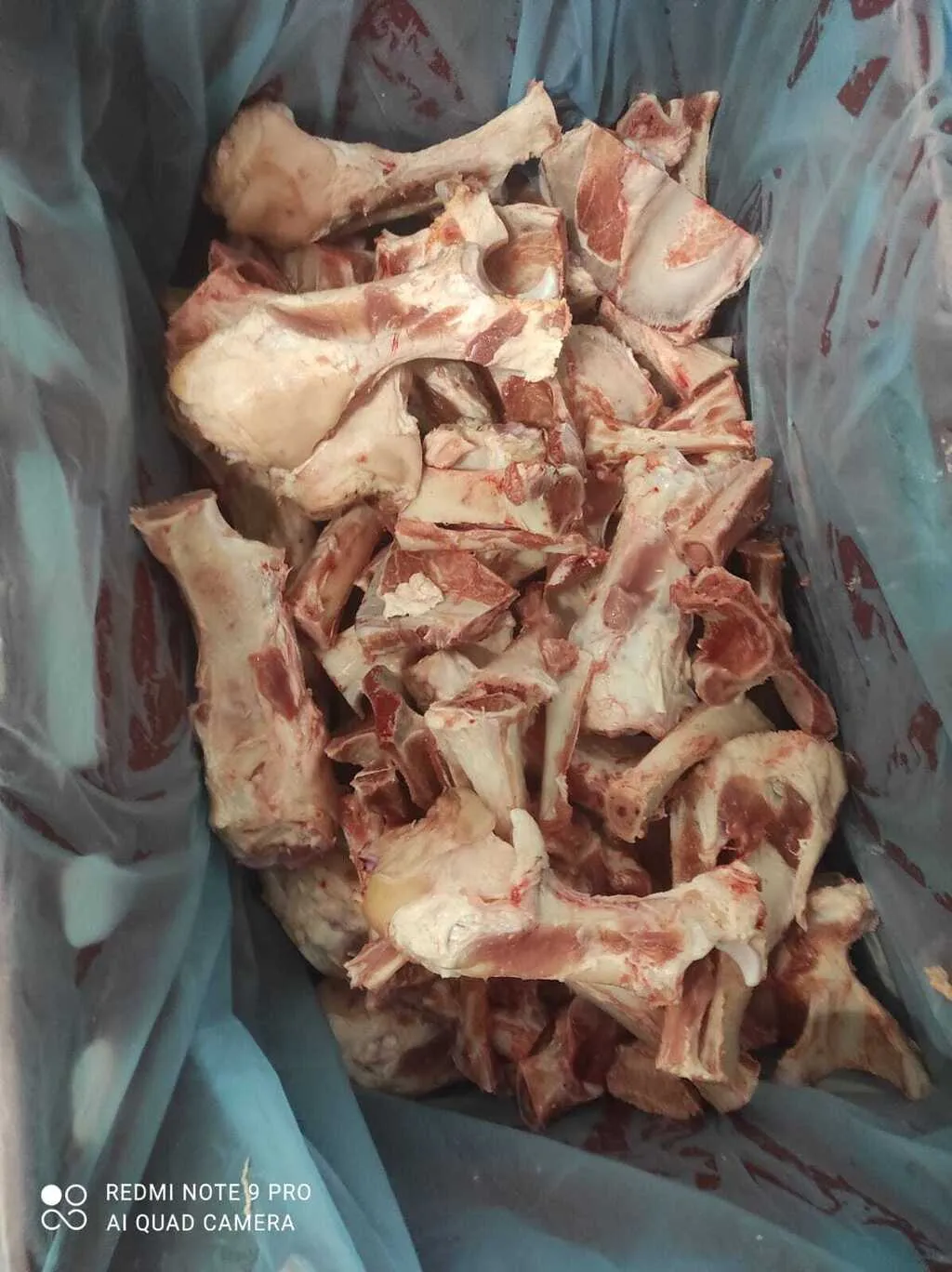 фотография продукта Свиные кости мясные