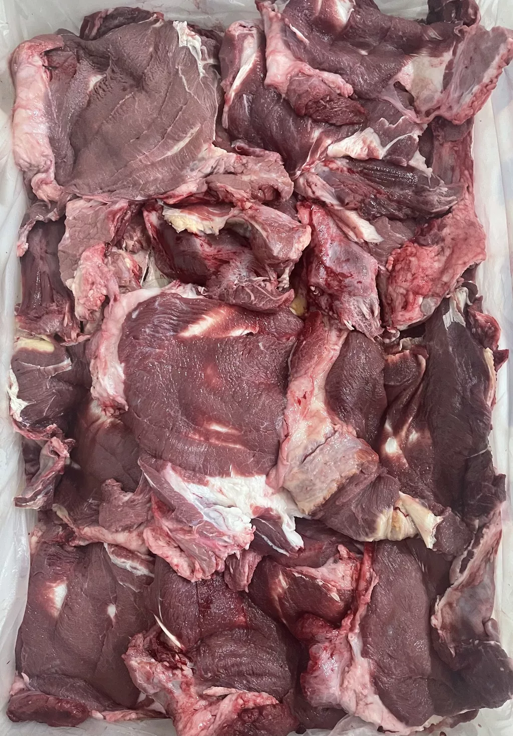 фотография продукта Мясо с обвалки говяжьих голов 