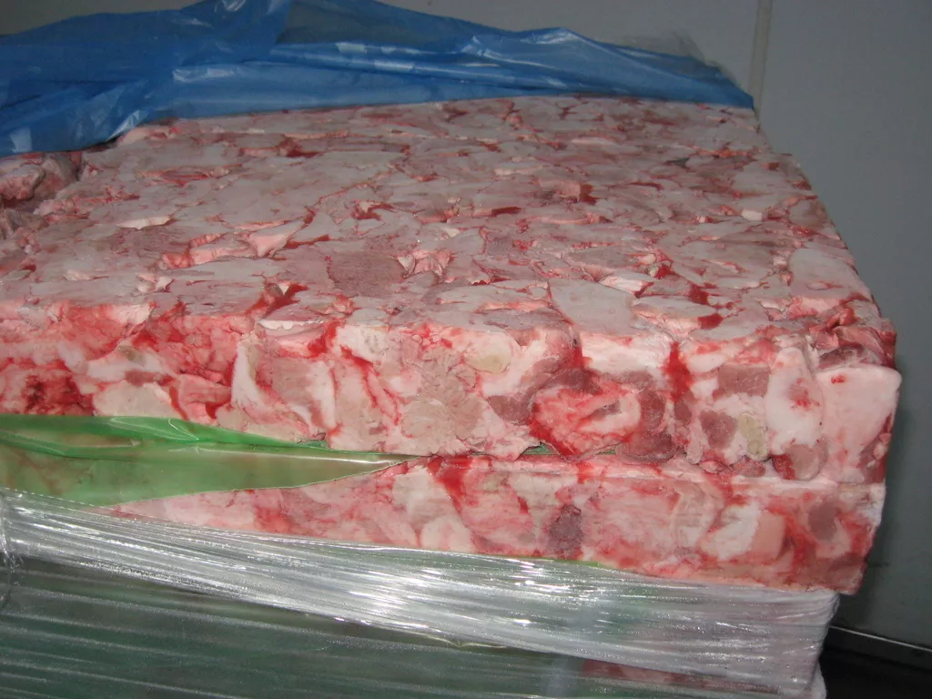 фотография продукта Мясная обрезь свиная 