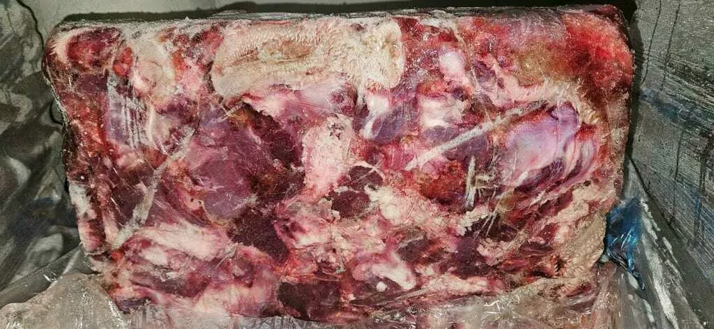 фотография продукта Мясо голов говяжьих с подъязычкой ГОСТ 