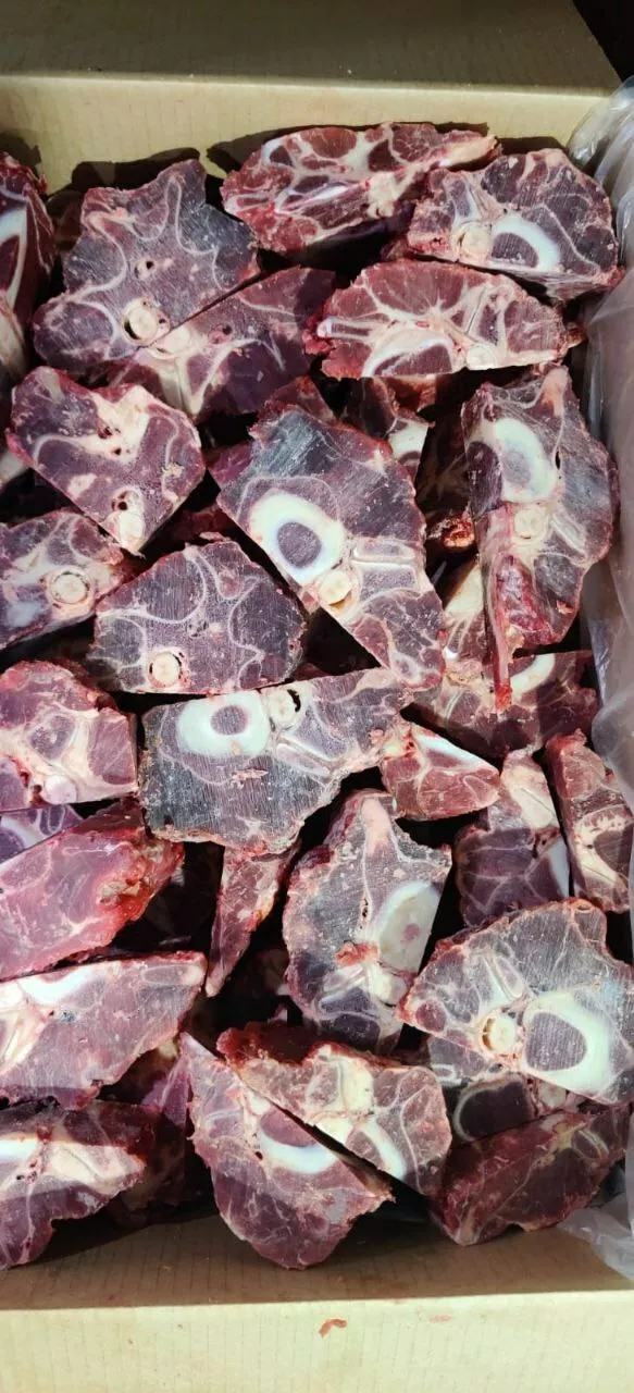 фотография продукта Говяжья шея на кости (набор для хаша) 