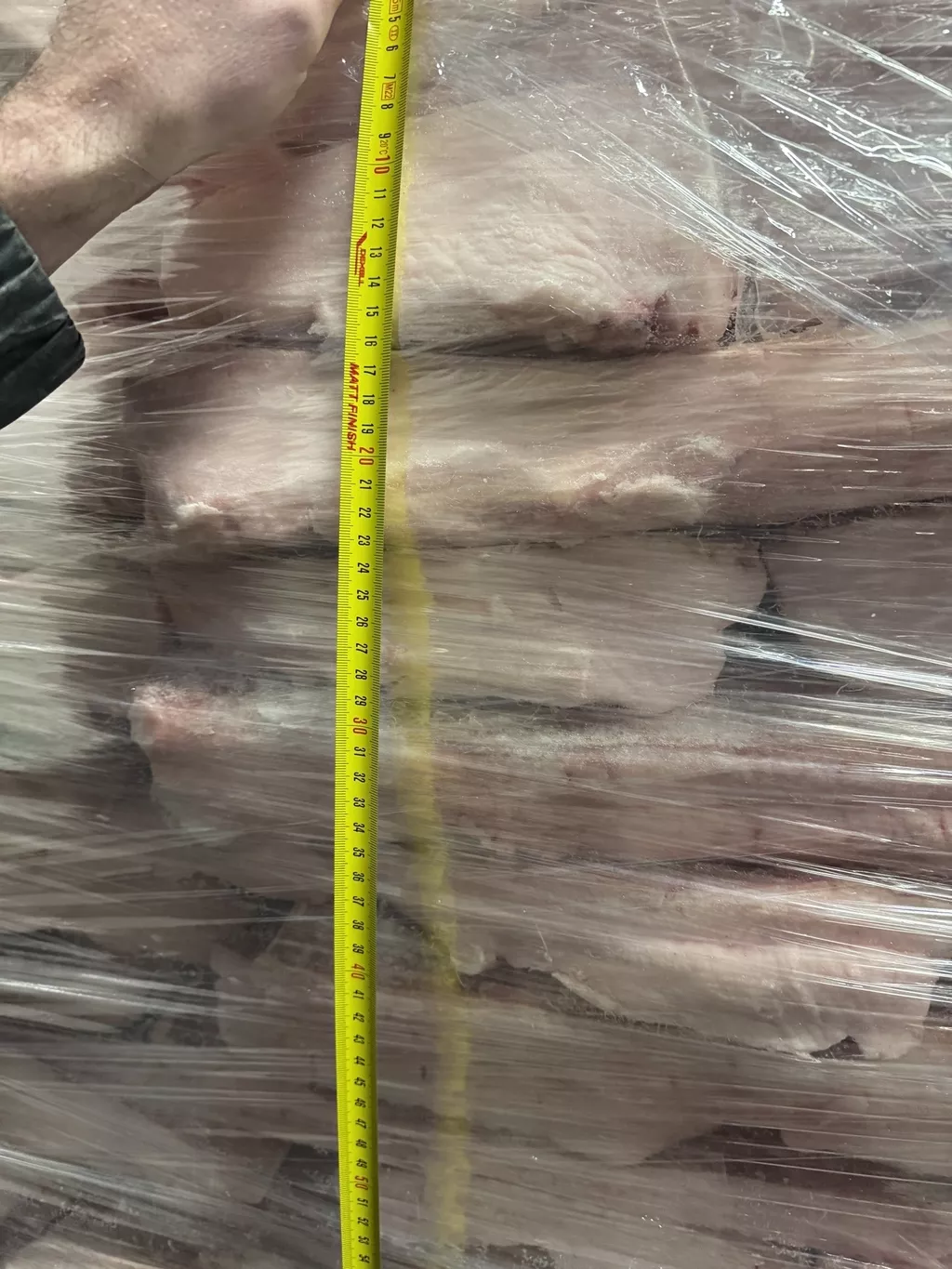 Фотография продукта Шпик на шкуре 5 см и выше