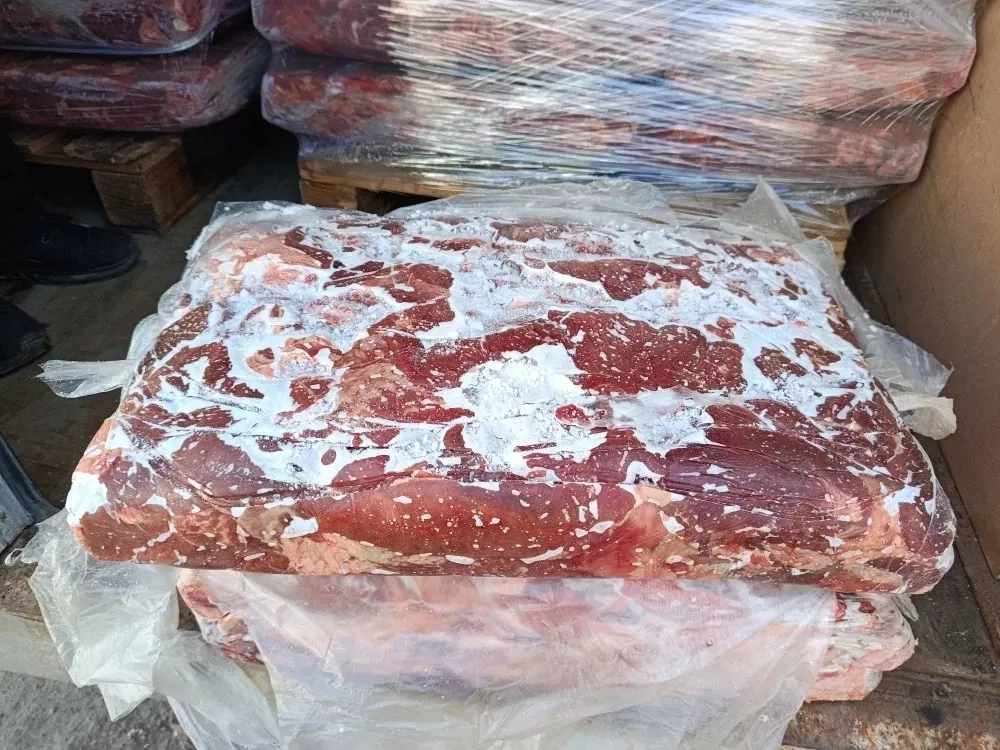 фотография продукта Говядина б/к мороженная (второй сорт)