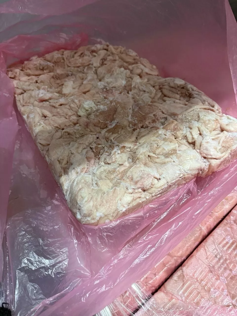 Фотография продукта Блоки из кожи цыплят бройлеров