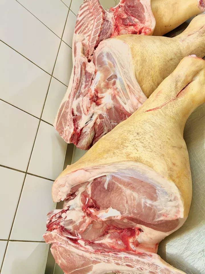 Фотография продукта Фермерская свинина тушами